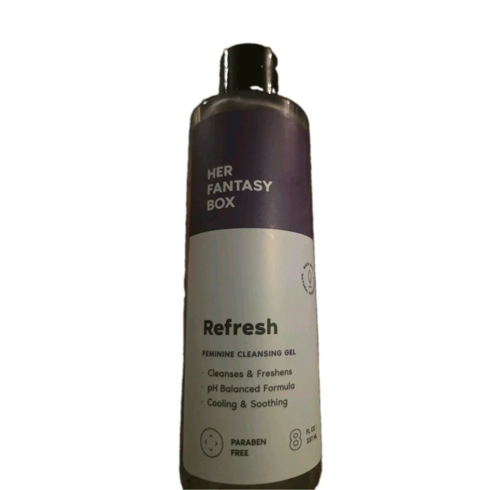 Her Fantasy Box Refresh Feminine Cleansing Gel 8oz Odor & pH Balance NWOB